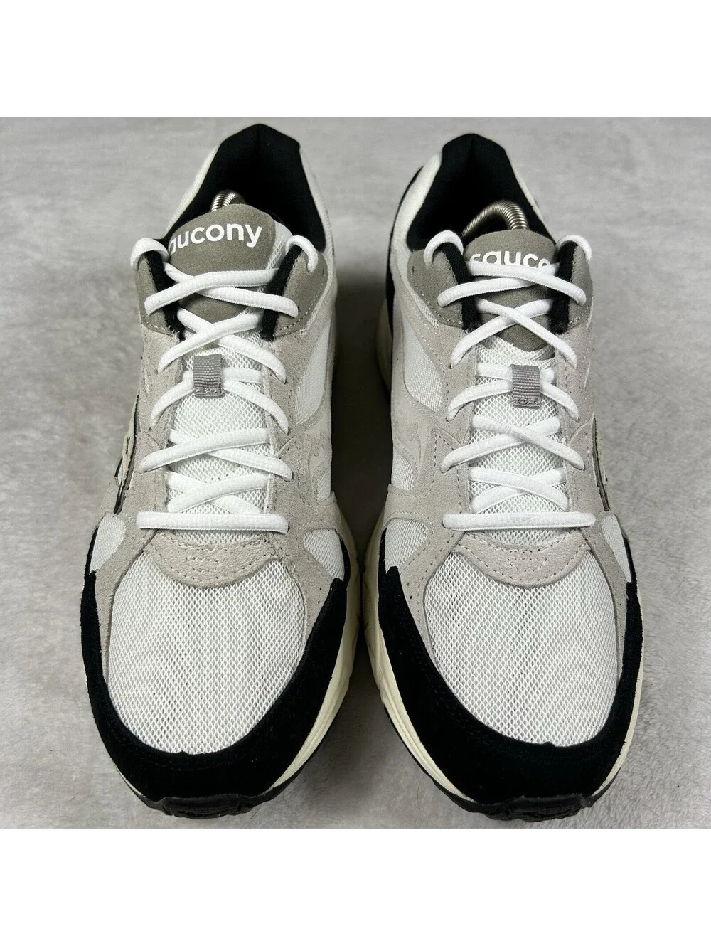 Saucony Ride Millennium Men’s Running Shoes Size 10 White Black Suede Sneakers